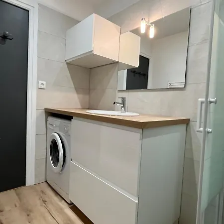 Spacieux Avec Balcon, Ideal Pour 2 Personnes - Fr-1-555-73 公寓